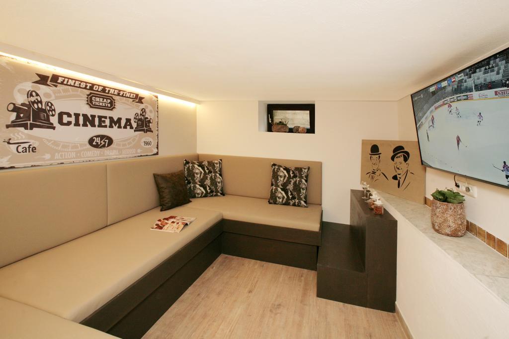 Premium Chalet Andrea Leogang Exteriör bild